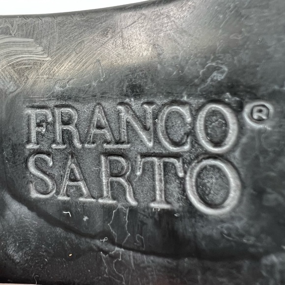 Franco Sarto Brandy Patent Purple Round Toe Block Heel Pumps Size 8 Women’s - Picture 10 of 10